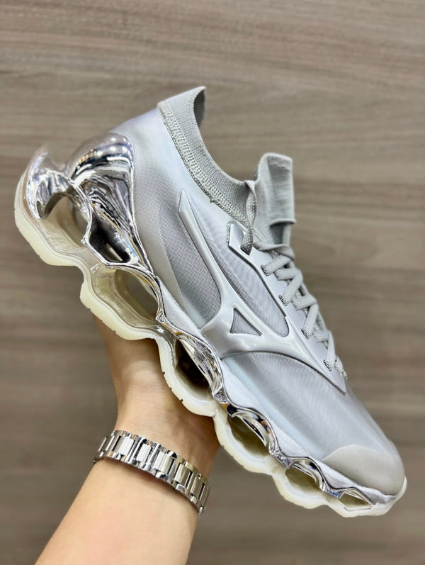 Mizuno Sorayama “Prata”