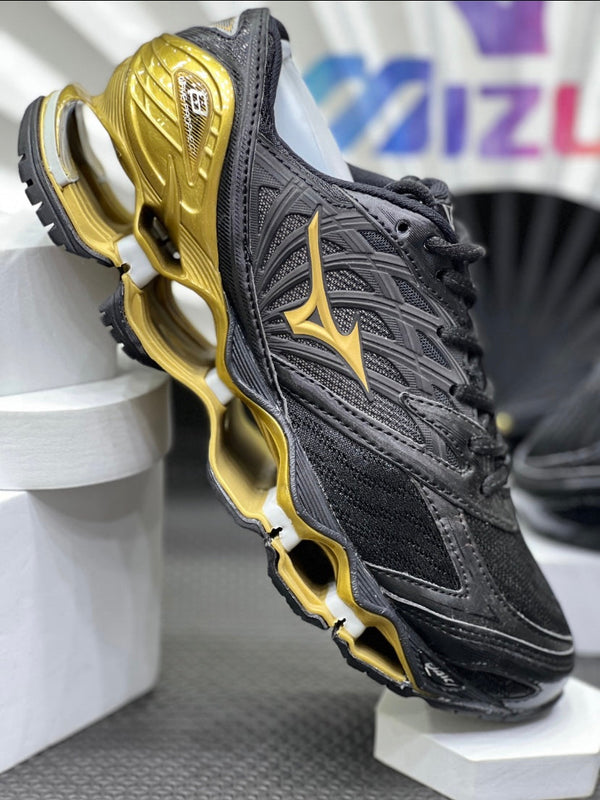 Mizuno Prophecy 8 “Preto/Dourado”